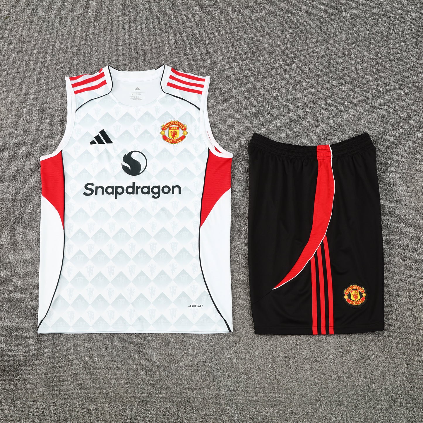 MANCHESTER UNITED 25/26