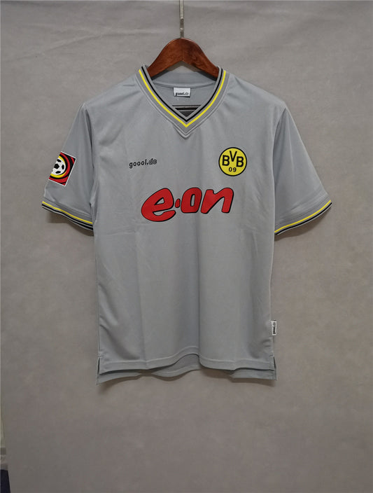 BORUSSIA DORTMUND AWAY 2002