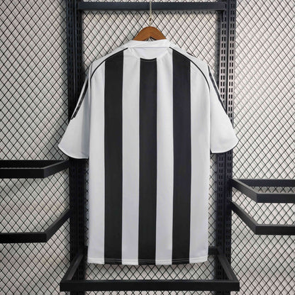 NEWCASTLE HOME 04/05