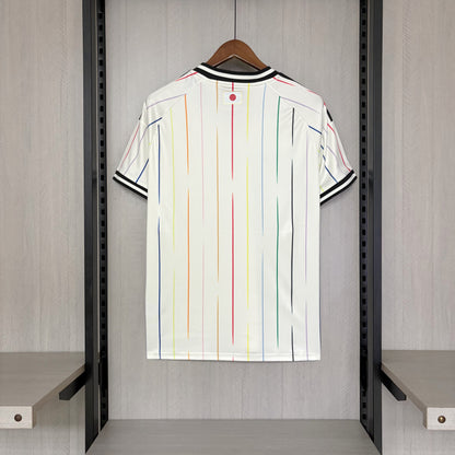 GIAPPONE AWAY 26/27
