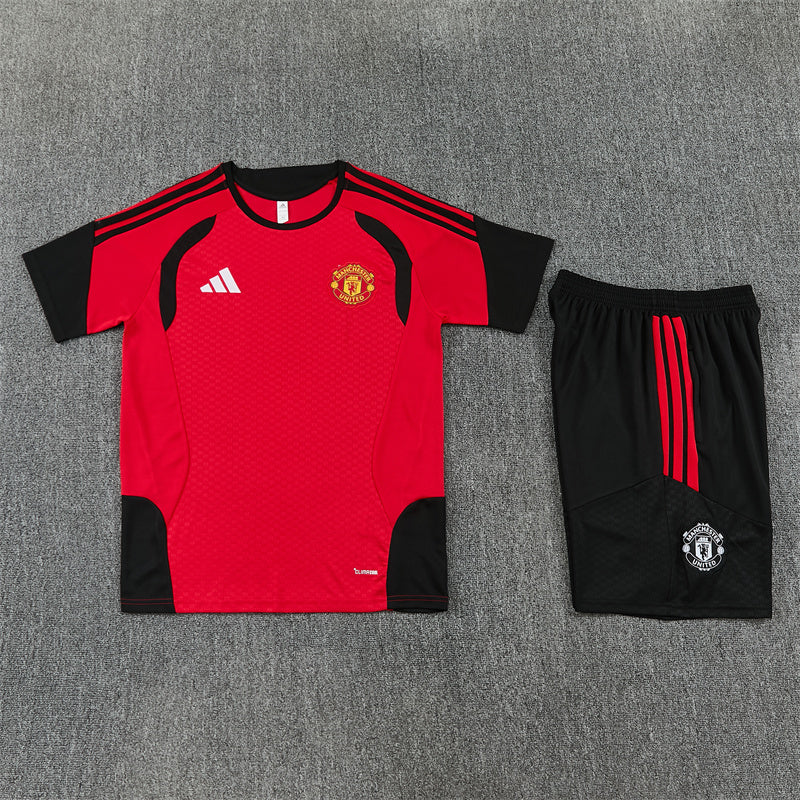 MANCHESTER UNITED 26/27