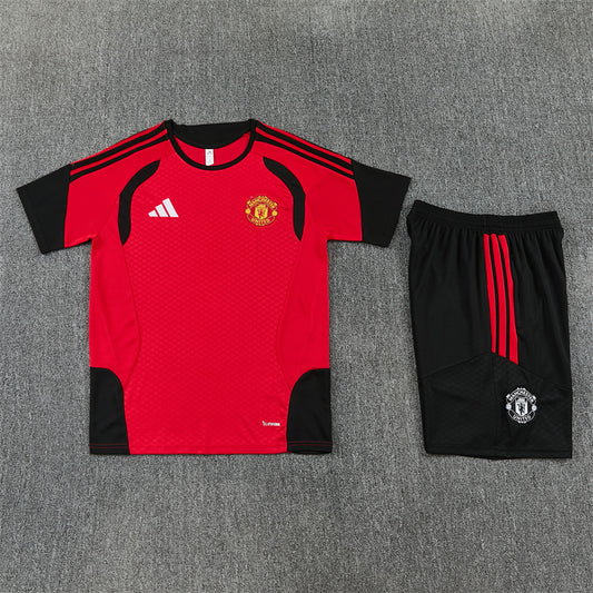 MANCHESTER UNITED 26/27