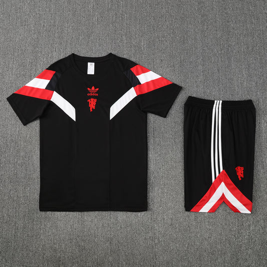 MANCHESTER UNITED 25/26