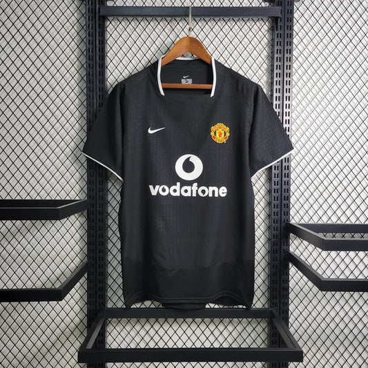 MANCHESTER UNITED AWAY 03/04