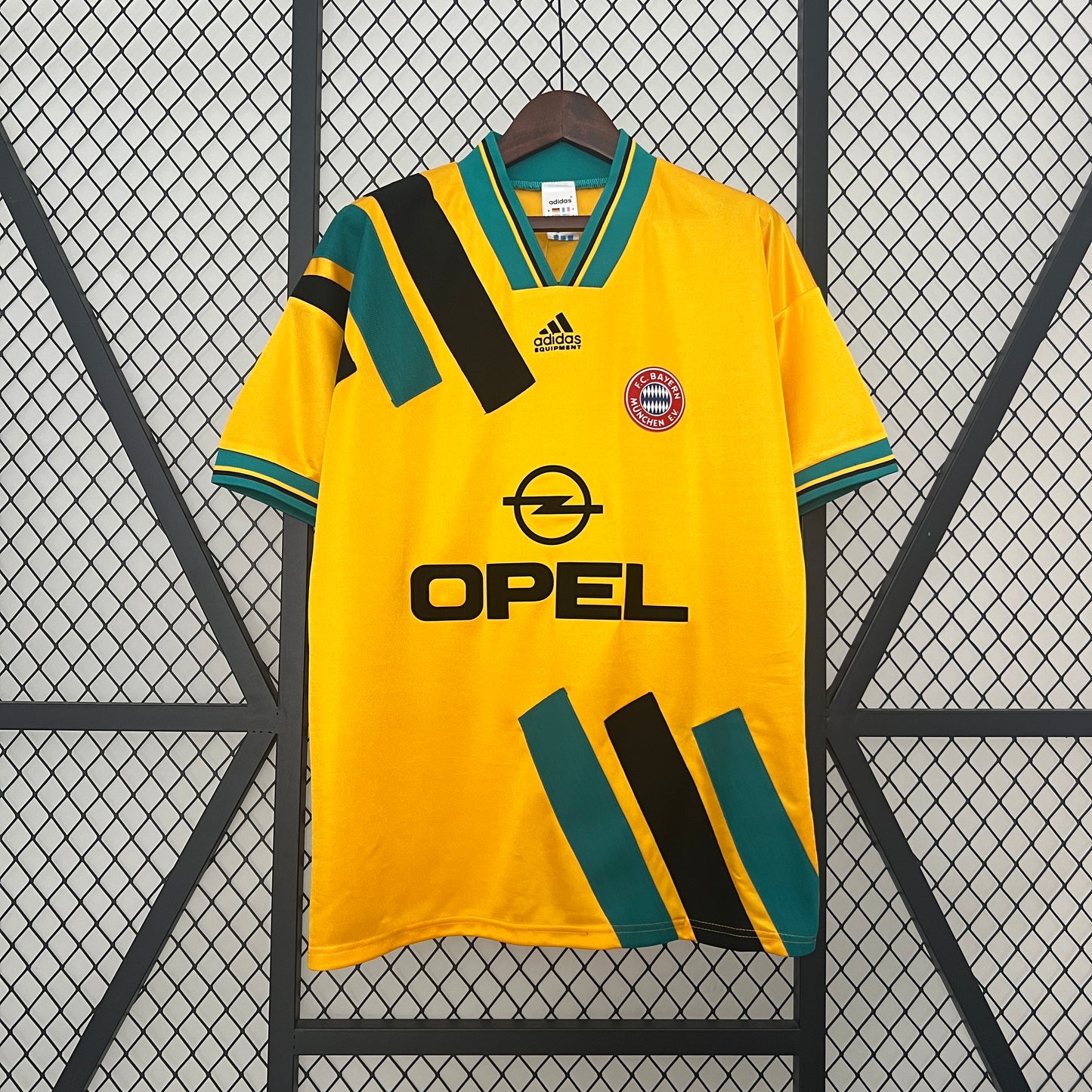 BAYERN MONACO AWAY 93/94