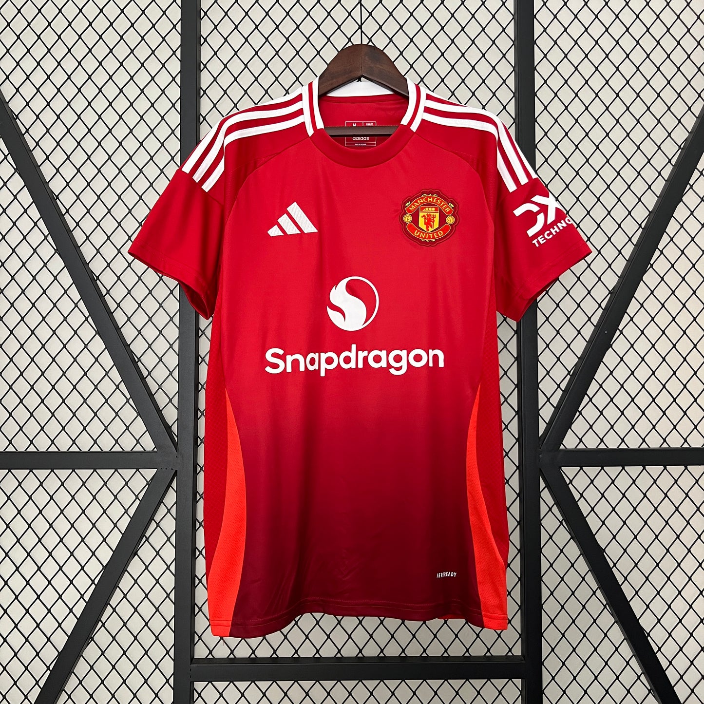 MANCHESTER UNITED HOME 24/25