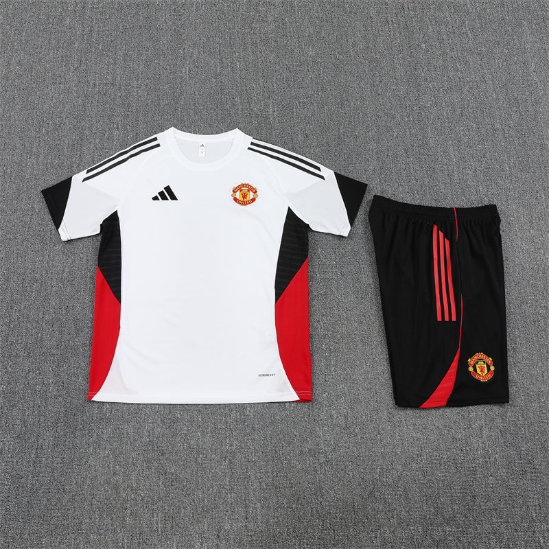 MANCHESTER UNITED 25/26