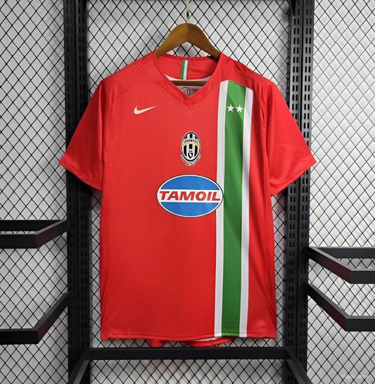 JUVENTUS AWAY 05/06